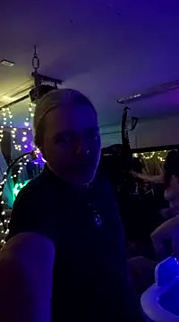 Snapshot of Hotredheadandtoungelasher chatting on 01-07-25, 09:40 Hotredheadandtoungelasher online show from 01-07-25, 09:40