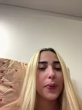 Irisweet  online show from 02-12-25, 05:37