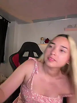 Irisweet  online show from 03-05-25, 09:37