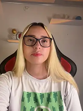 Irisweet  online show from 03-17-25, 11:32