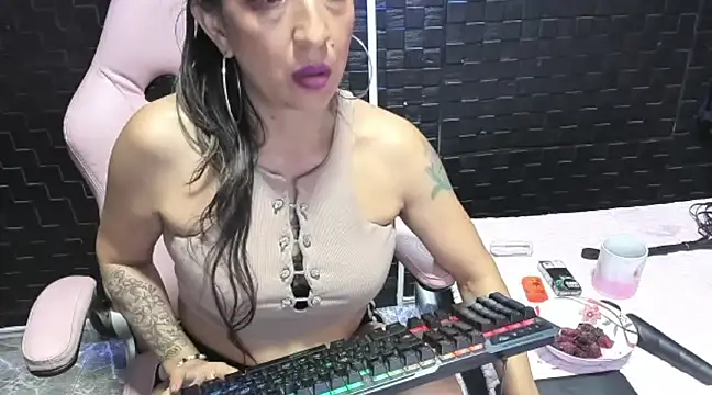 mature sexi40 online show from 03-01-25, 01:11