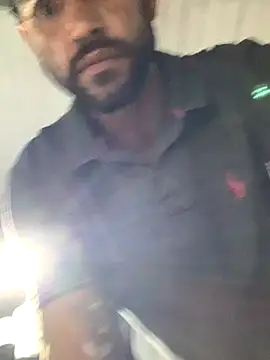 Snapshot of raphadoors19 chatting on 10-23-25, 11:46 raphadoors19 online show from 10-23-25, 11:46