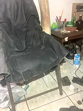 raphadoors19 online show from 12-14-25, 06:01