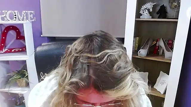 Zoey Erotic online show from 01-06-26, 05:33