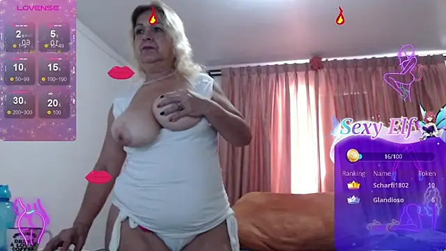 linapalacios online show from 05-11-26, 02:45
