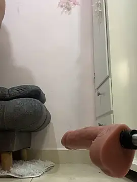 Snapshot of Kataliina chatting on 03-07-25, 07:52 Kataliina online show from 03-07-25, 07:52