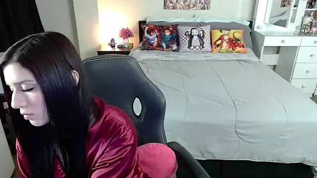 Snapshot of kittykat18x chatting on 06-14-26, 01:03 kittykat18x online show from 06-14-26, 01:03