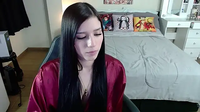 Snapshot of kittykat18x chatting on 06-14-26, 02:35 kittykat18x online show from 06-14-26, 02:35
