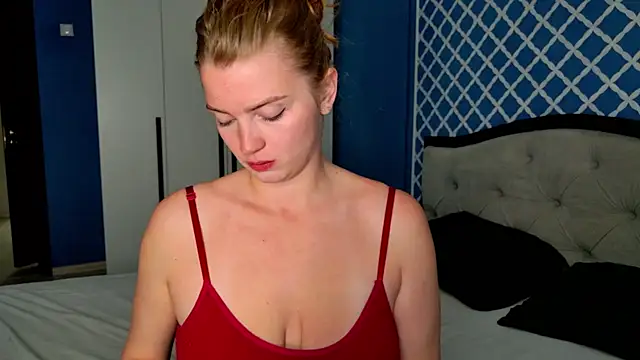 Busty Redhead online show from 06-07-26, 06:50