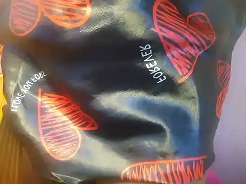 Snapshot of Savithri9 chatting on 11-06-25, 04:57 Savithri9 online show from 11-06-25, 04:57