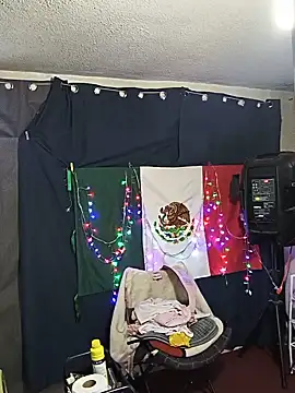 LaInsaciableIntensa online show from 06-10-26, 01:06