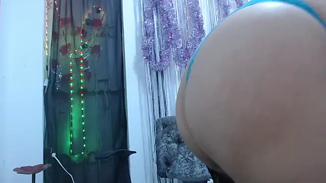 Snapshot of heyline_milf chatting on 02-13-25, 10:54 heyline milf online show from 02-13-25, 10:54