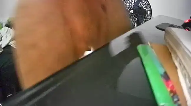 Snapshot of lechero226 chatting on 01-20-25, 03:37 lechero226 online show from 01-20-25, 03:37