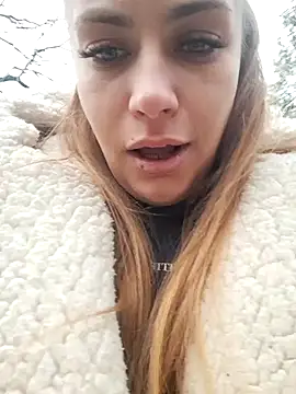 Keli Jessi online show from 12-27-24, 01:18