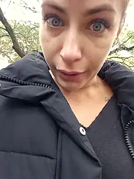 Keli Jessi online show from 10-06-25, 01:08