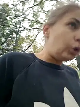 Keli Jessi online show from 10-30-25, 02:29