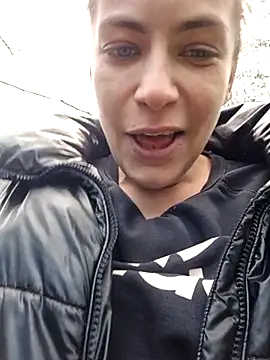 Keli Jessi online show from 04-13-26, 01:38