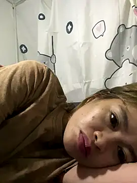 pinay4uwithagoodheart online show from 12-17-25, 06:36