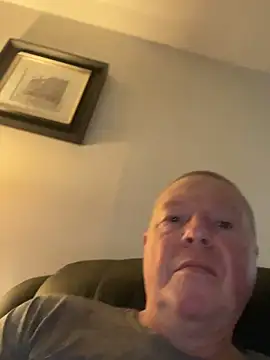 Snapshot of boilinghot123 chatting on 02-14-26, 06:32 boilinghot123 online show from 02-14-26, 06:32