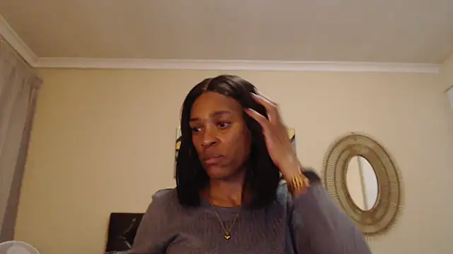 Snapshot of Creamyass22 chatting on 09-23-25, 04:43 Creamyass22 online show from 09-23-25, 04:43