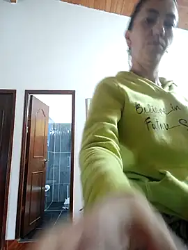 LunaZambrano online show from 04-26-26, 02:37