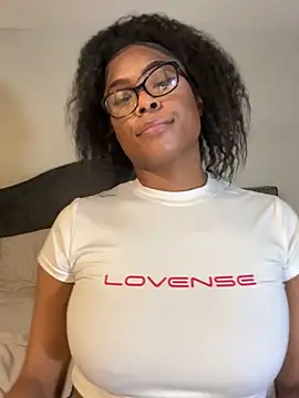 CandyLuxxxx online show from 03-13-25, 01:21