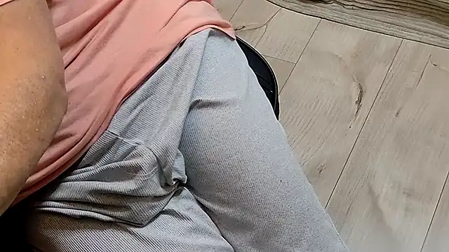 Snapshot of scorvierge@xh chatting on 11-21-25, 04:49 scorviergexh online show from 11-21-25, 04:49