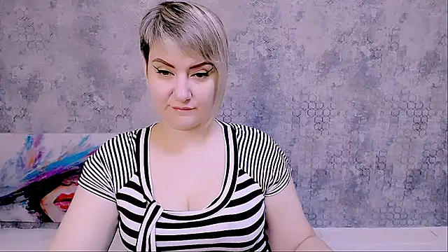 Djullia online show from 09-25-25, 05:11