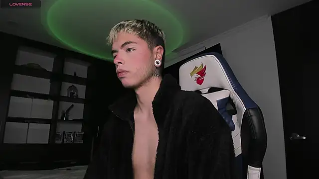  morghan  online show from 12-20-24, 04:20