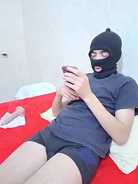 Snapshot of arabqueen chatting on 11-06-25, 09:15 arabqueen online show from 11-06-25, 09:15