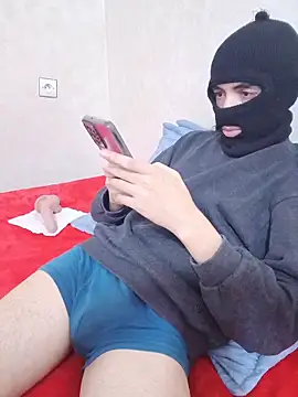 Snapshot of arabqueen chatting on 11-14-25, 08:40 arabqueen online show from 11-14-25, 08:40