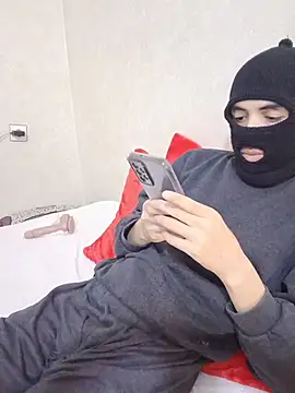 Snapshot of arabqueen chatting on 11-18-25, 09:30 arabqueen online show from 11-18-25, 09:30