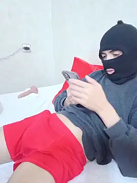 Snapshot of arabqueen chatting on 11-21-25, 08:13 arabqueen online show from 11-21-25, 08:13