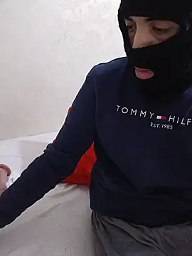 Snapshot of arabqueen chatting on 11-26-25, 07:37 arabqueen online show from 11-26-25, 07:37