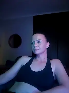 MrsBunnyBum online show from 05-05-26, 05:10