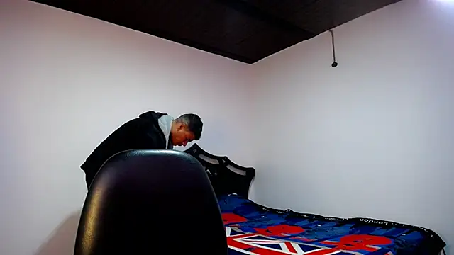 Snapshot of Deiby_casas chatting on 12-30-24, 06:20 Deiby casas online show from 12-30-24, 06:20