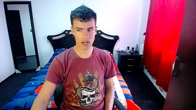 Snapshot of Deiby_casas chatting on 02-24-25, 09:41 Deiby casas online show from 02-24-25, 09:41