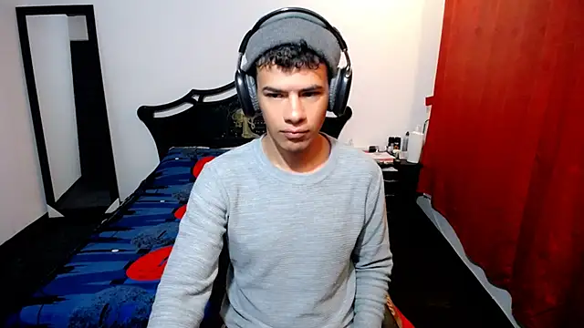 Snapshot of Deiby_casas chatting on 03-20-25, 04:40 Deiby casas online show from 03-20-25, 04:40