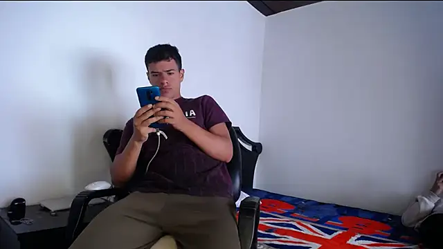 Snapshot of Deiby_casas chatting on 09-10-25, 07:14 Deiby casas online show from 09-10-25, 07:14