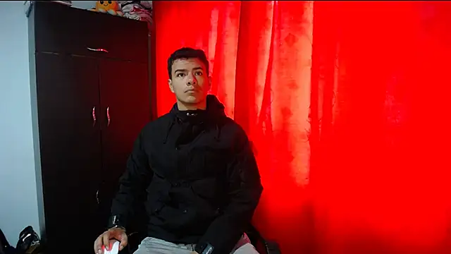 Snapshot of Deiby_casas chatting on 09-14-25, 06:51 Deiby casas online show from 09-14-25, 06:51