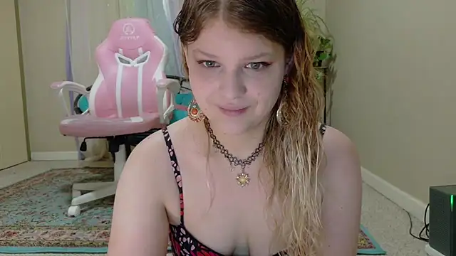 Emihaze online show from 04-24-26, 04:42