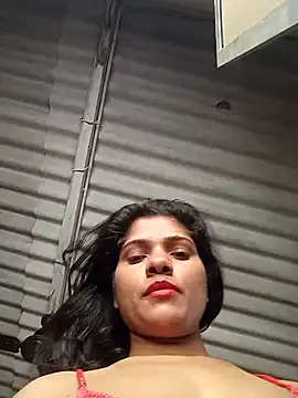 Snapshot of Shreya-Shetty09 chatting on 05-13-26, 02:42 Shreya-Shetty09 online show from 05-13-26, 02:42
