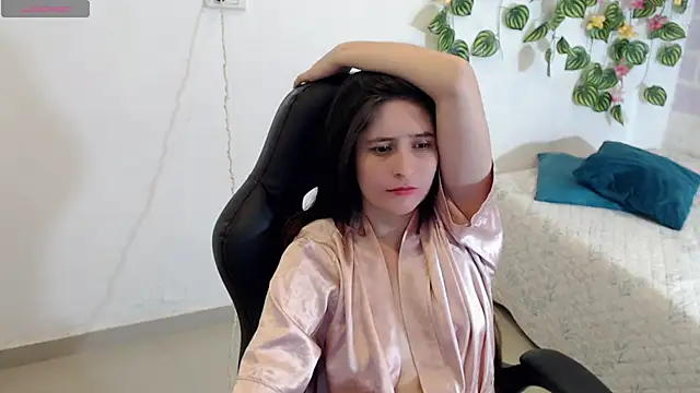 tania sweet   online show from 02-24-25, 09:09