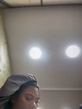 Snapshot of Tayra_Siny chatting on 10-05-25, 01:20 Tayra Siny online show from 10-05-25, 01:20