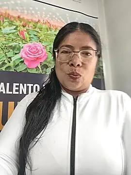   valentina18 online show from 03-20-26, 01:05