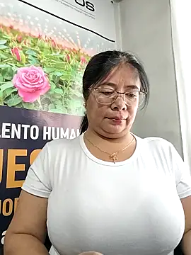   valentina18 online show from 04-28-26, 01:16