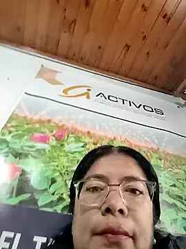   valentina18 online show from 05-27-26, 12:35