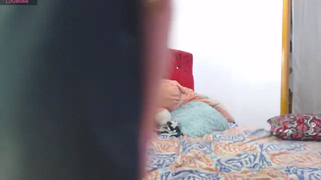 LAICK 01 online show from 04-15-26, 05:47