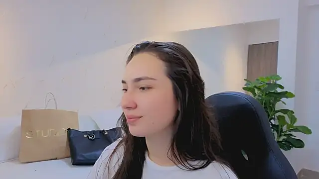 ava blue online show from 04-20-26, 07:59