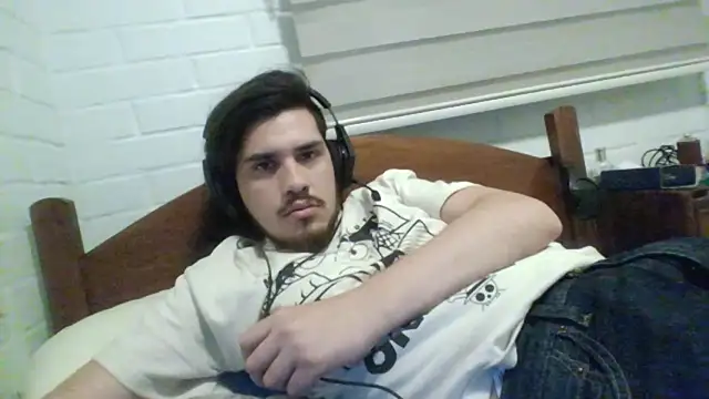 hung weeb online show from 12-11-24, 03:45